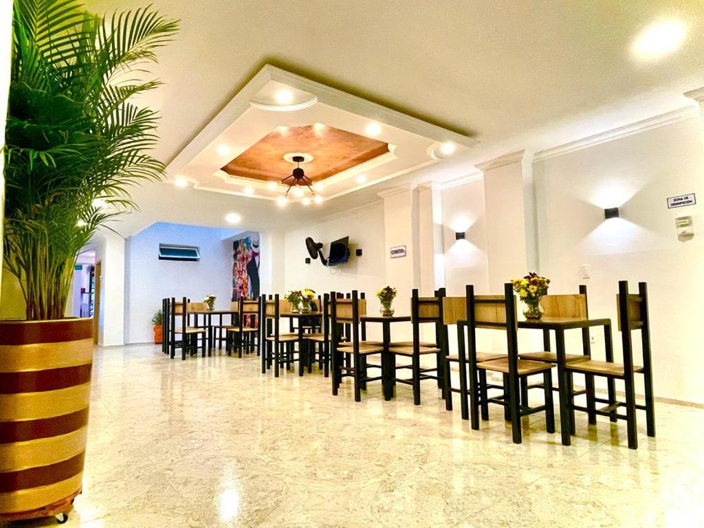 Hotel Eterna Primavera Medellín Zewnętrze zdjęcie