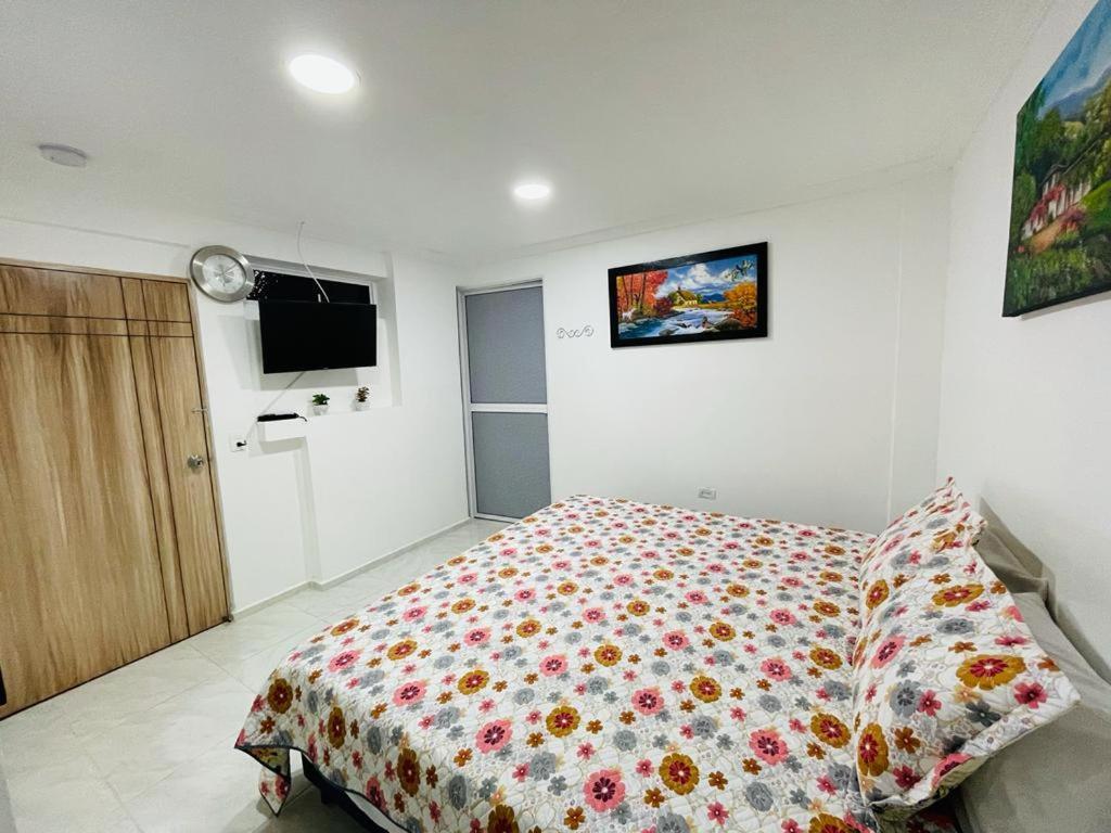 Hotel Eterna Primavera Medellín Zewnętrze zdjęcie