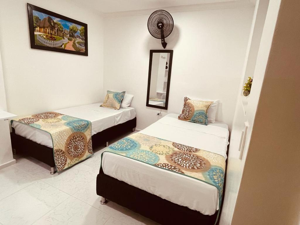 Hotel Eterna Primavera Medellín Zewnętrze zdjęcie