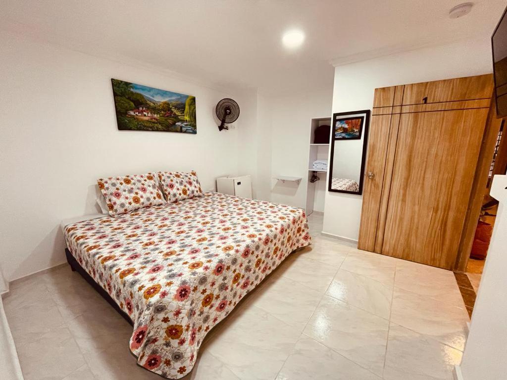 Hotel Eterna Primavera Medellín Zewnętrze zdjęcie