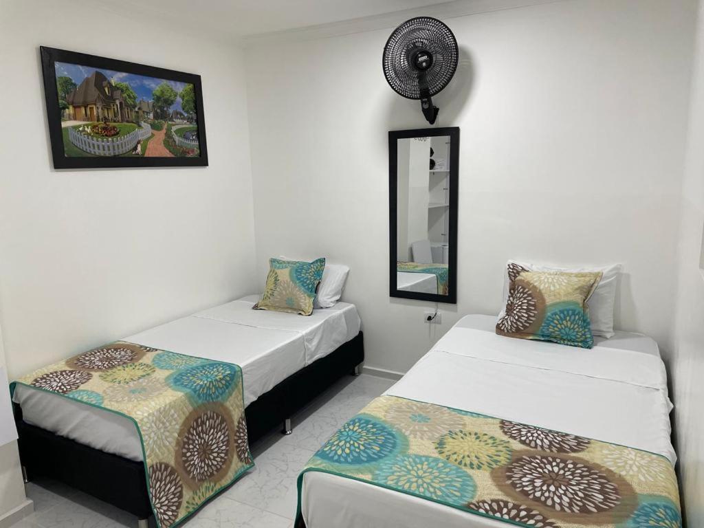 Hotel Eterna Primavera Medellín Zewnętrze zdjęcie