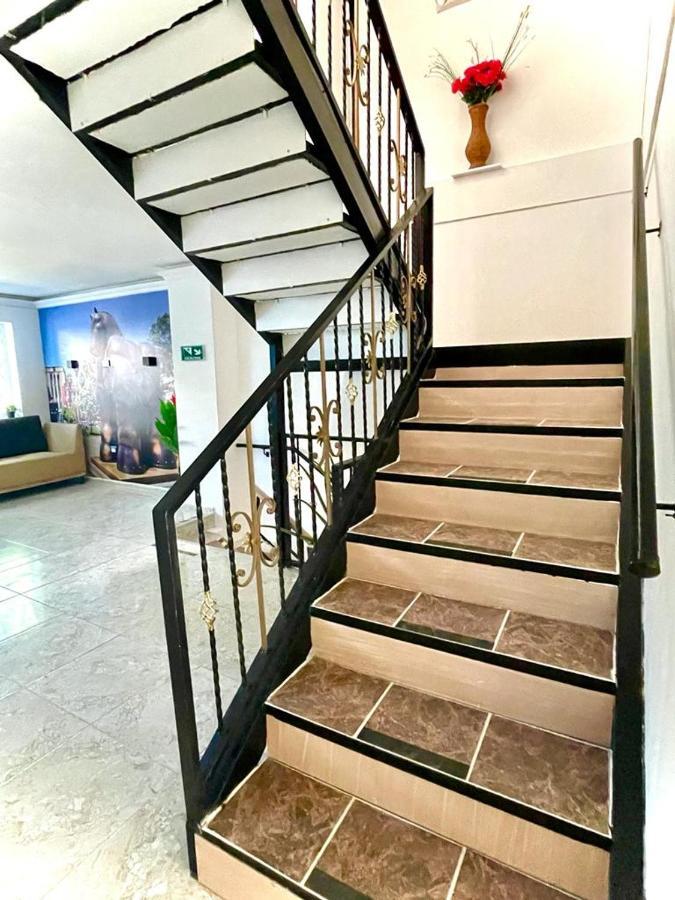 Hotel Eterna Primavera Medellín Zewnętrze zdjęcie