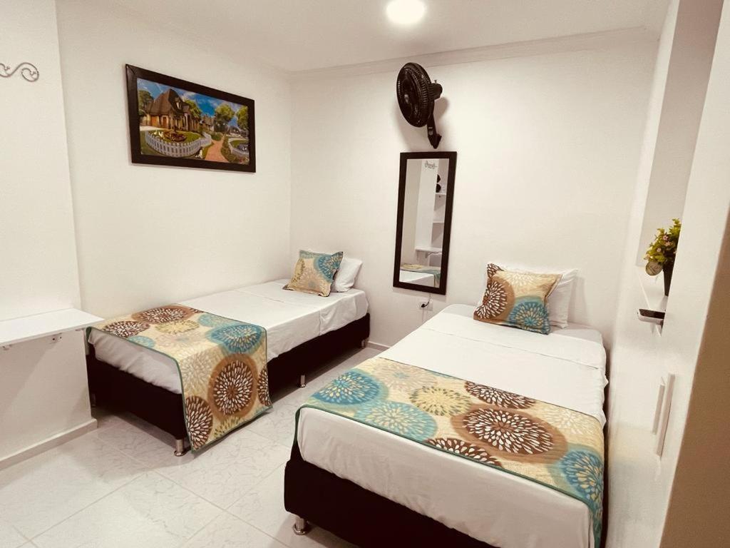 Hotel Eterna Primavera Medellín Zewnętrze zdjęcie