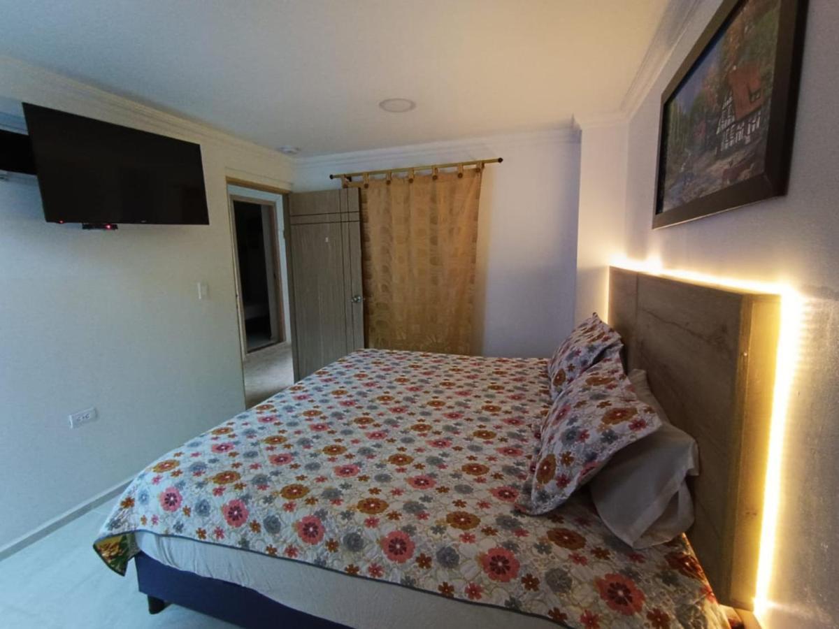 Hotel Eterna Primavera Medellín Zewnętrze zdjęcie