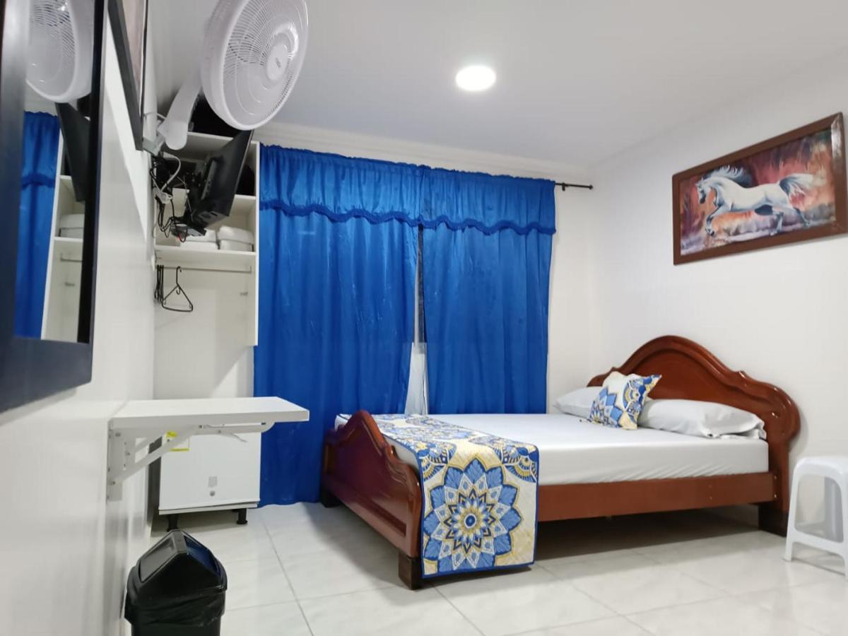 Hotel Eterna Primavera Medellín Zewnętrze zdjęcie
