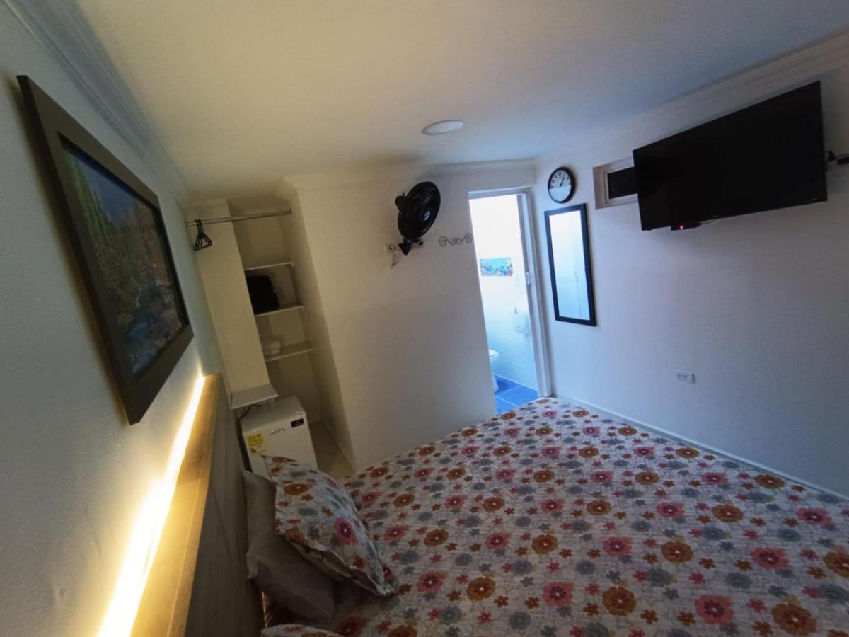 Hotel Eterna Primavera Medellín Zewnętrze zdjęcie